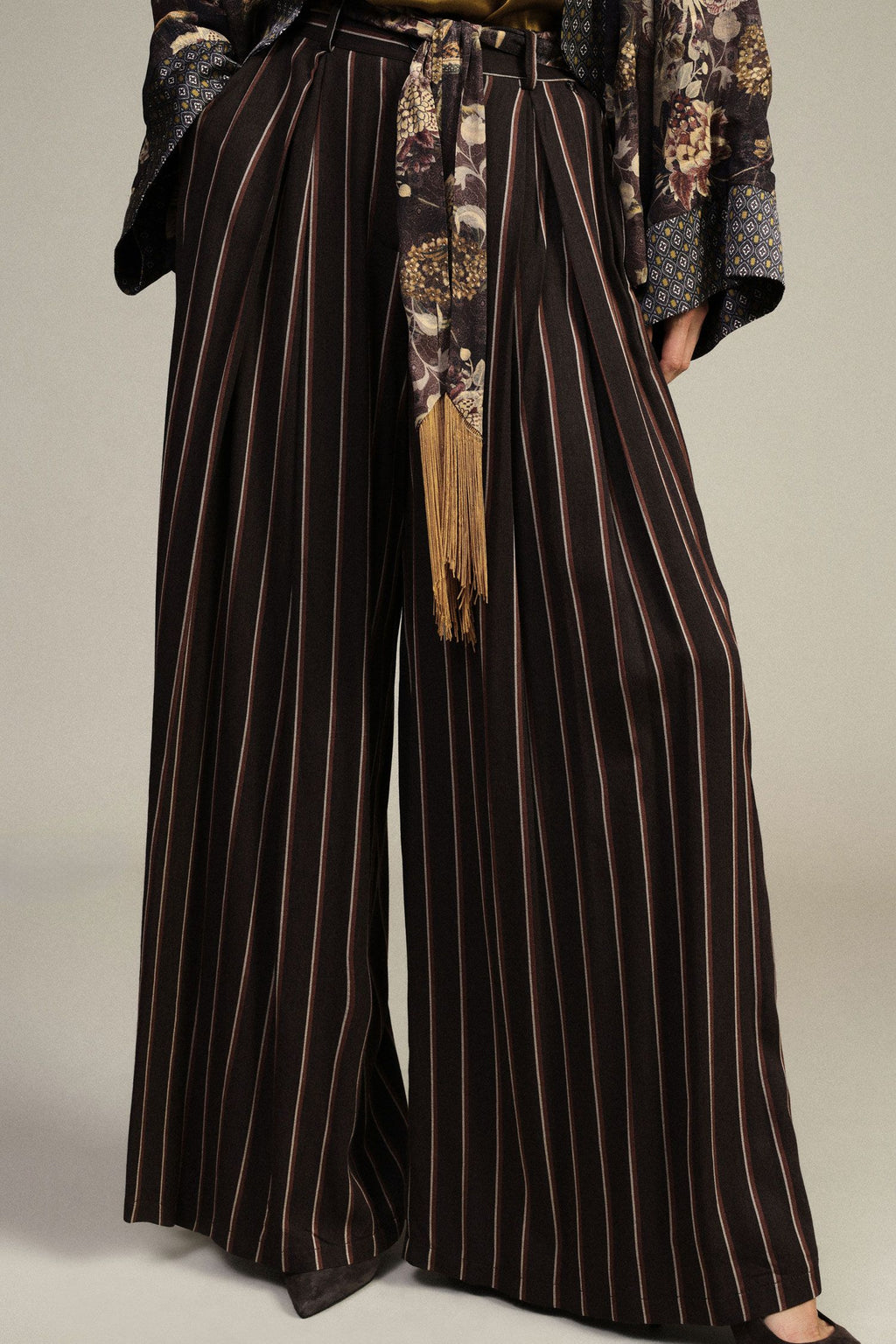 PANTALÓN DE RAYAS