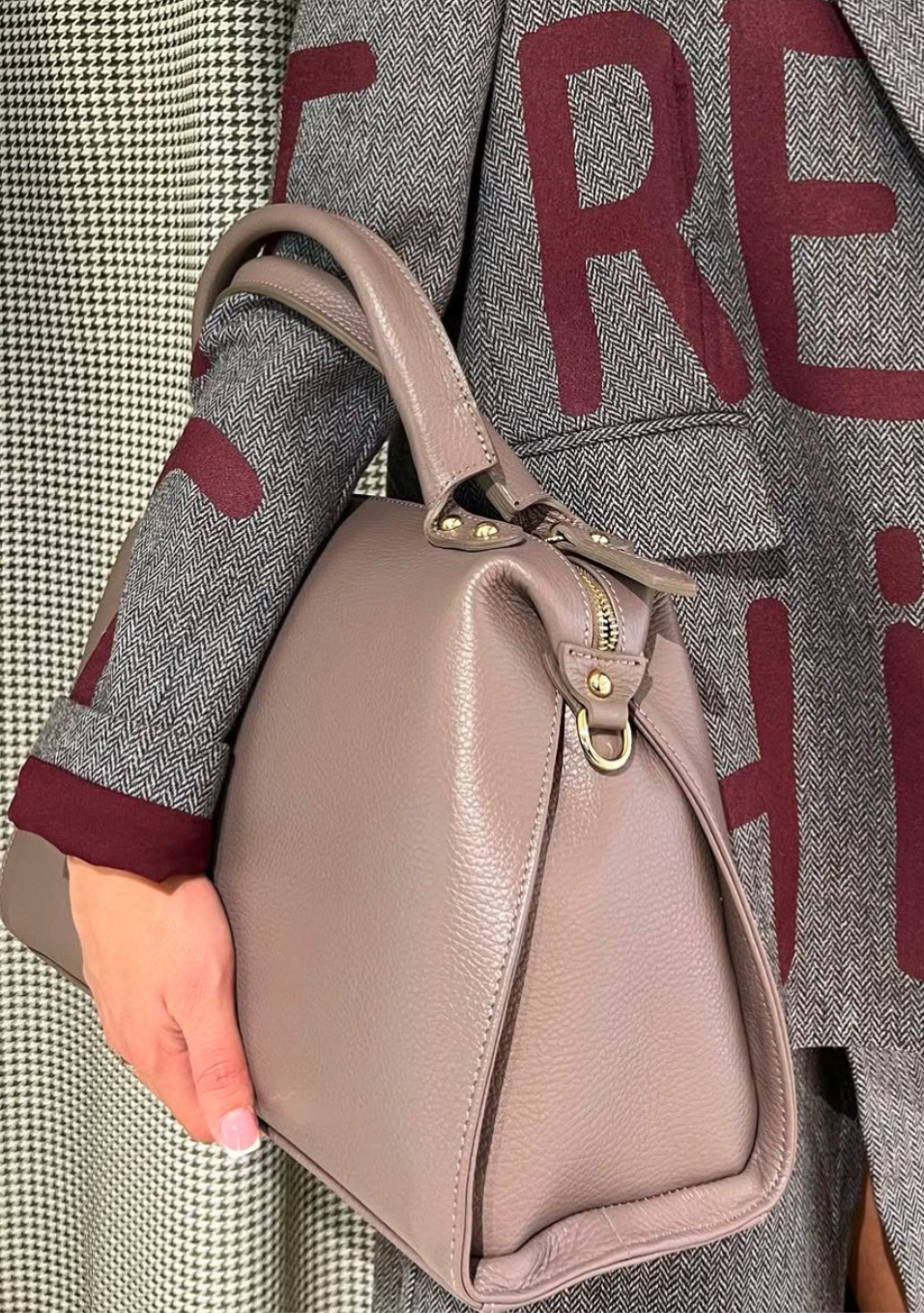 Bolso de cuero tipo saco