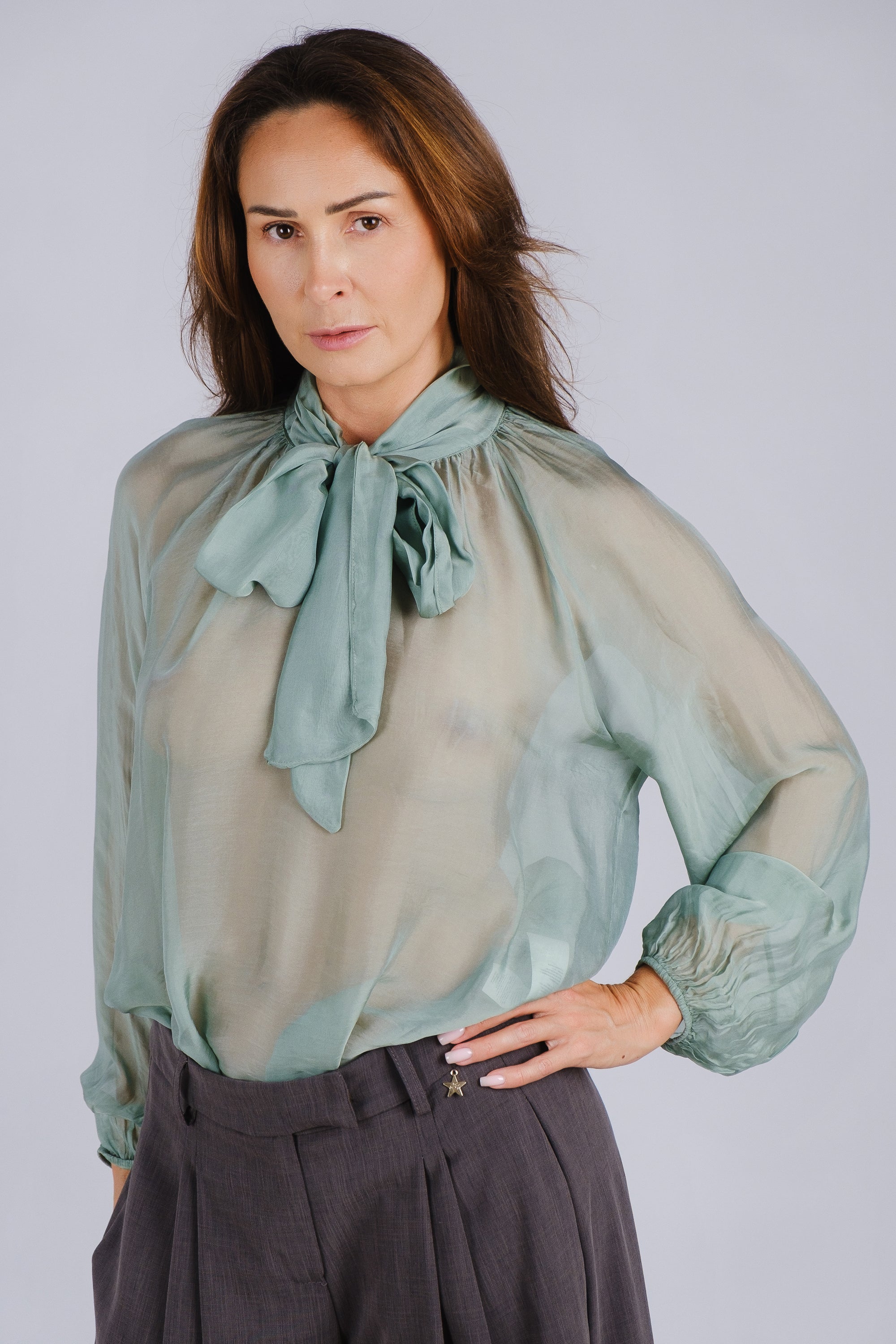 BLUSA