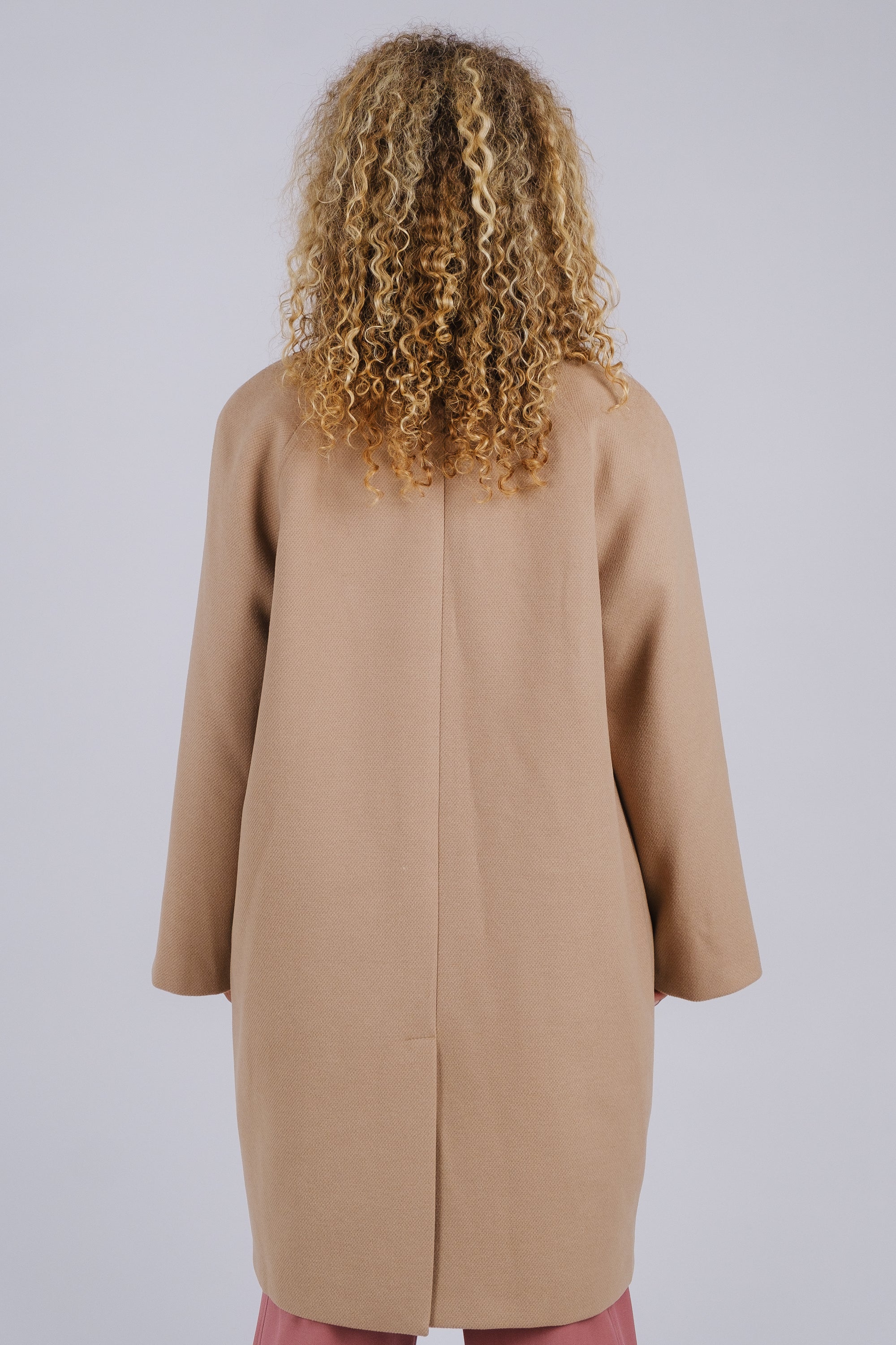 –50% · Últimas tallas · ABRIGO LINA