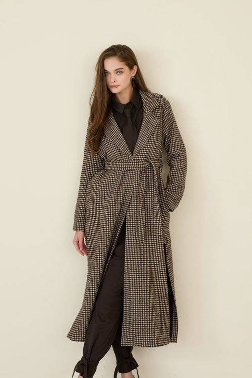 ABRIGO CON CINTURÓN