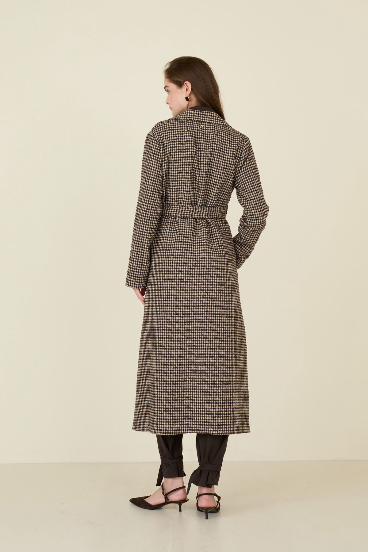 ABRIGO CON CINTURÓN