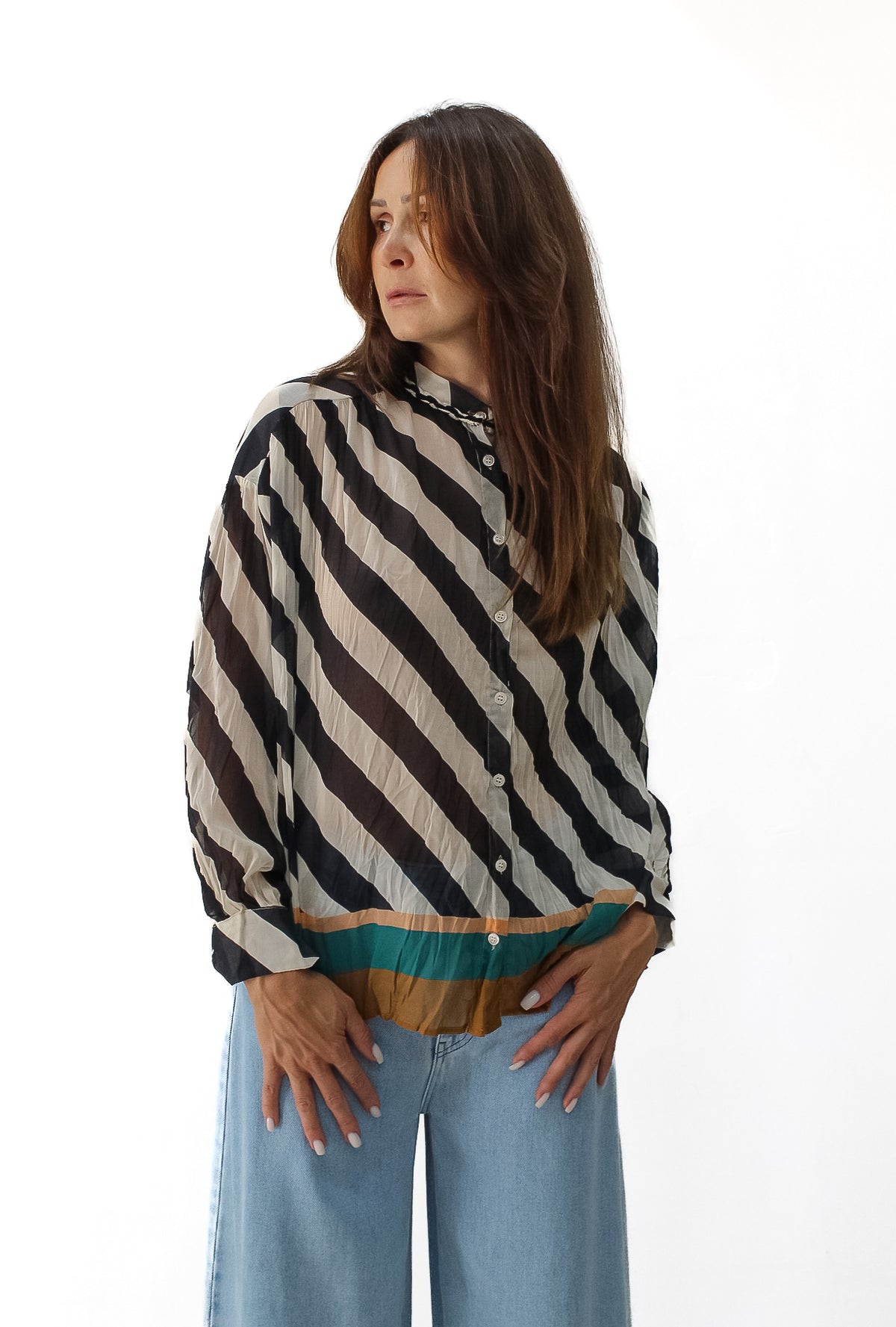 CAMISA CON MANGA LARGA