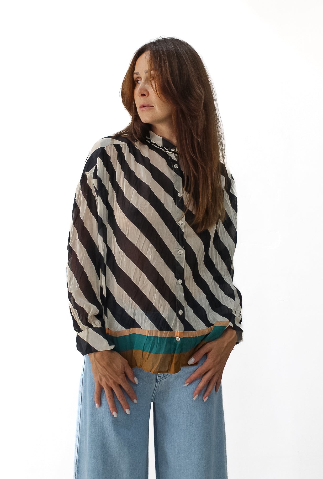 CAMISA CON MANGA LARGA