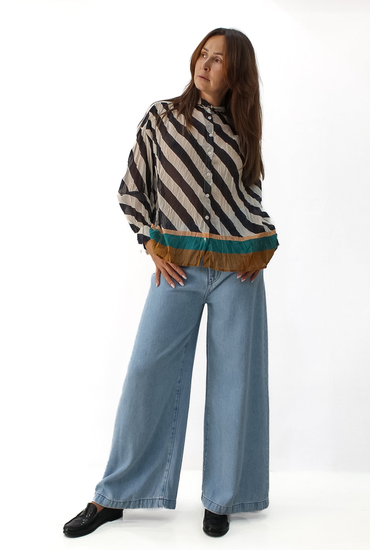 CAMISA CON MANGA LARGA