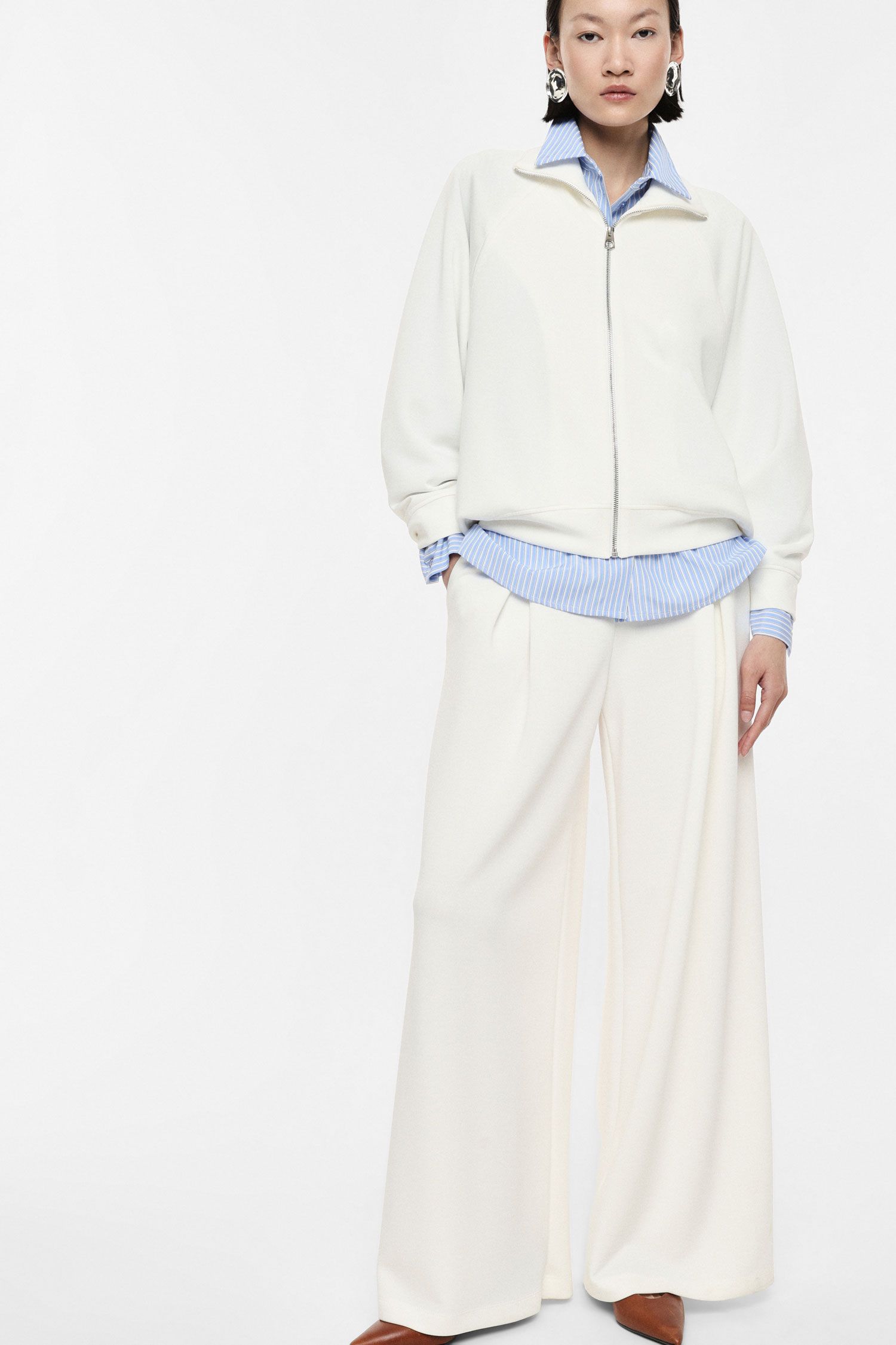 SUDADERA CON CREMALLERA