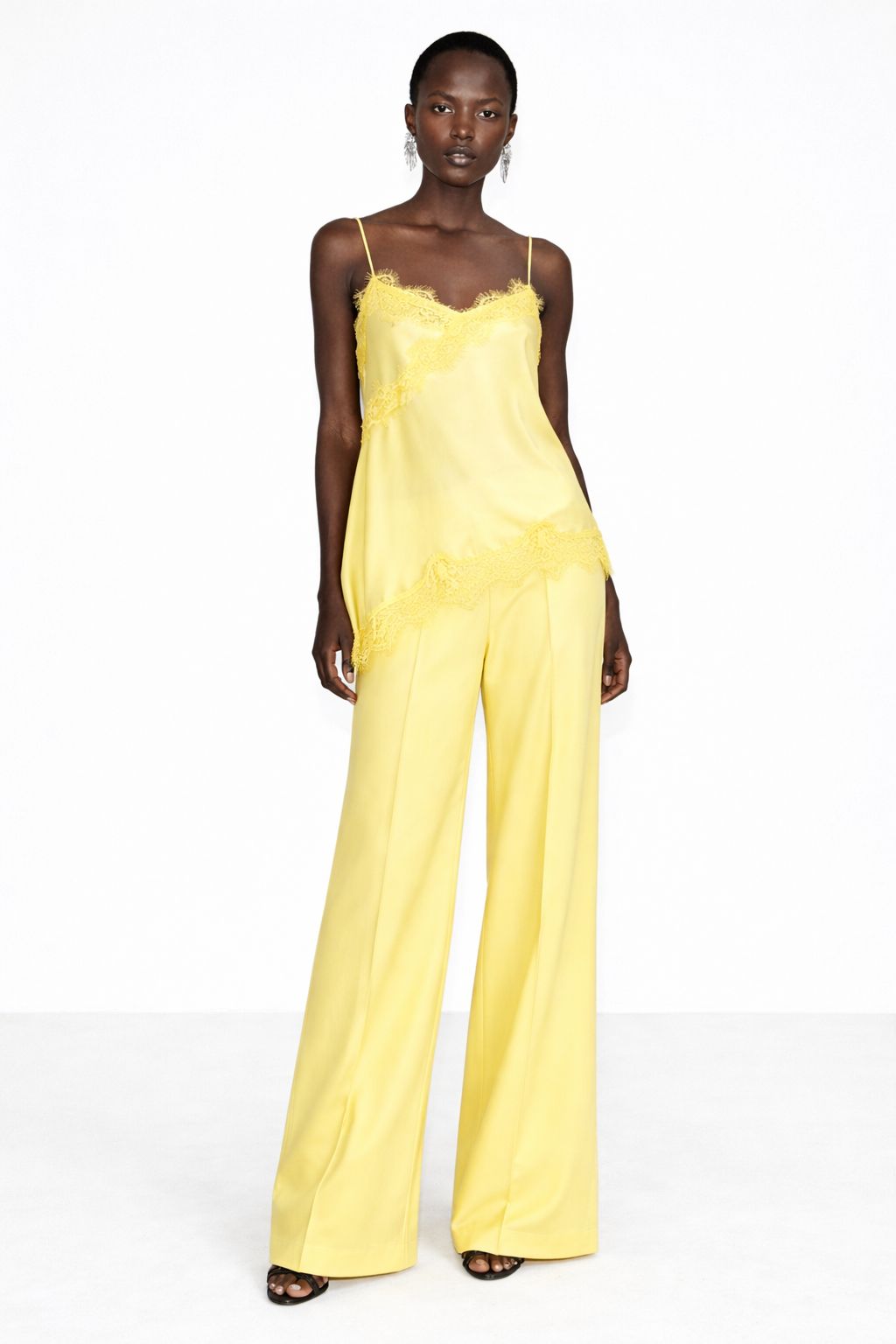 TOP LENCERO CON ENCAJE 100%VI